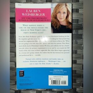 Everyone Worth Knowing by Lauren Weisberger (Paperback, Bestseller)